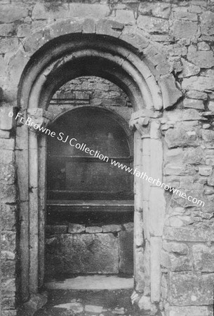 CISTERCIAN ABBEYS ALBUM  HOLYCROSS ABBEY 1181  PAGE 28